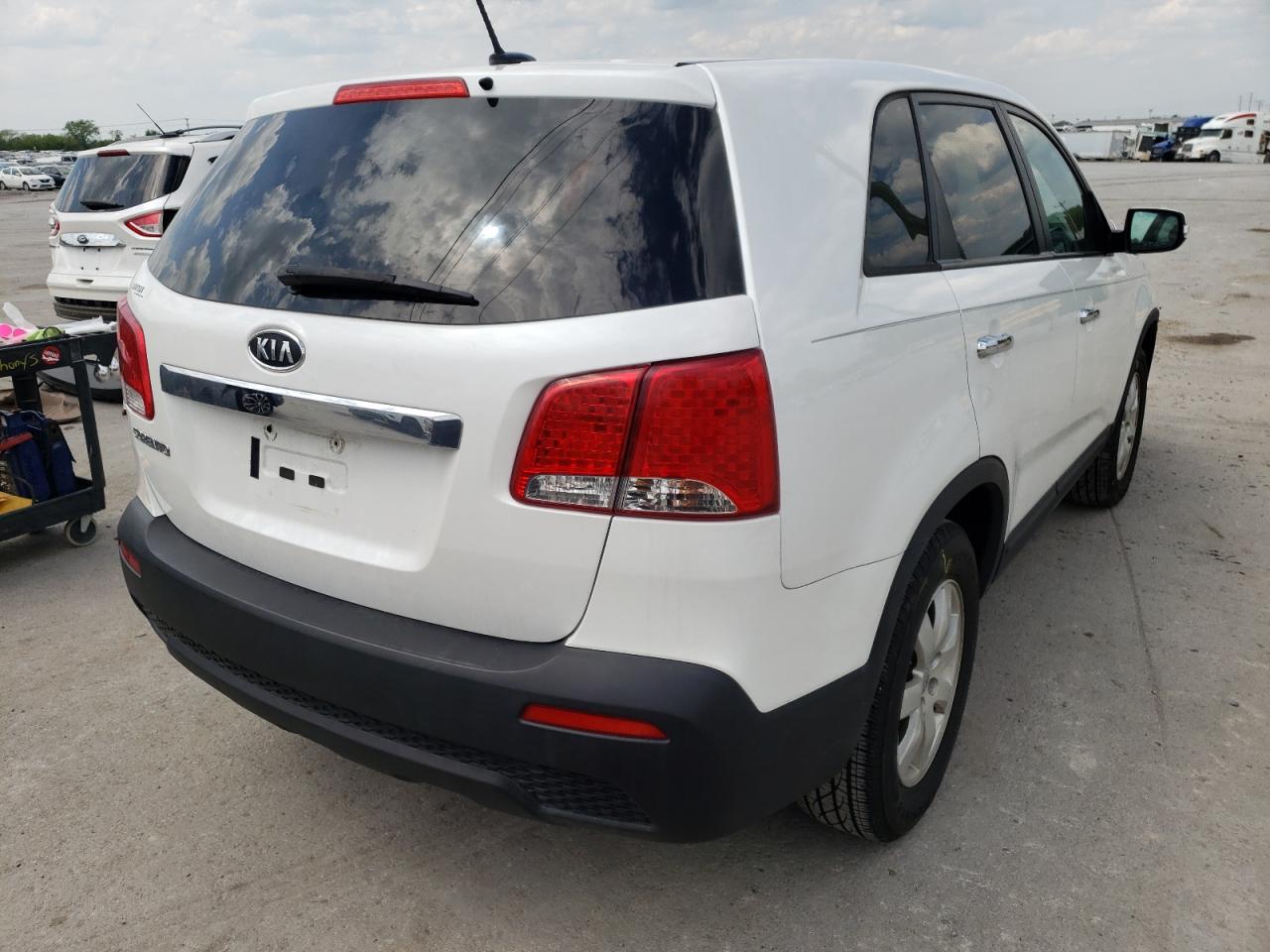 Photo 4 from auction – 2012 KIA SORENTO BA with VIN 5XYKT3A14CG289956