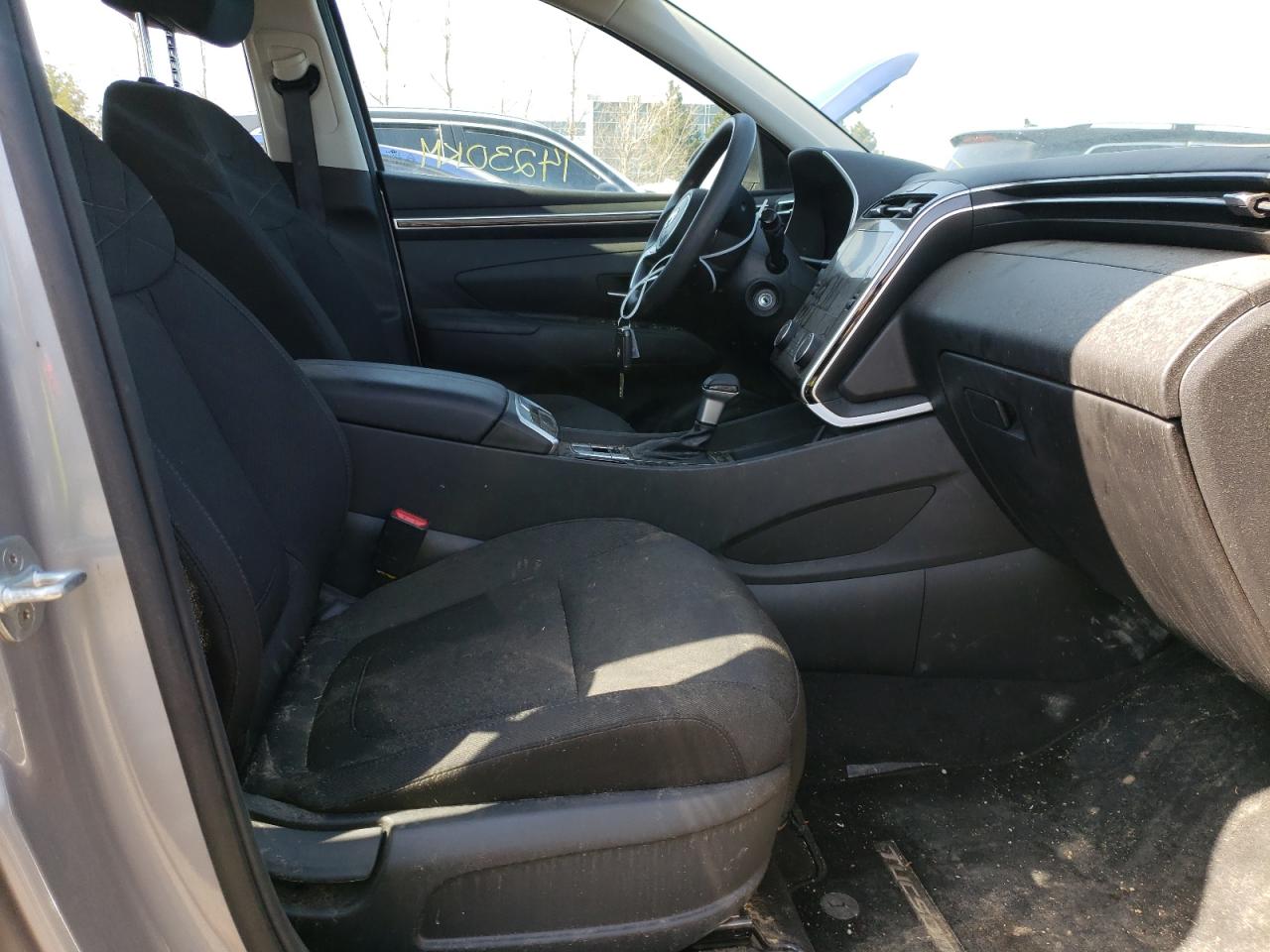 Photo 5 from auction – 2022 HYUNDAI TUCSON SEL with VIN KM8JBCAE5NU050379