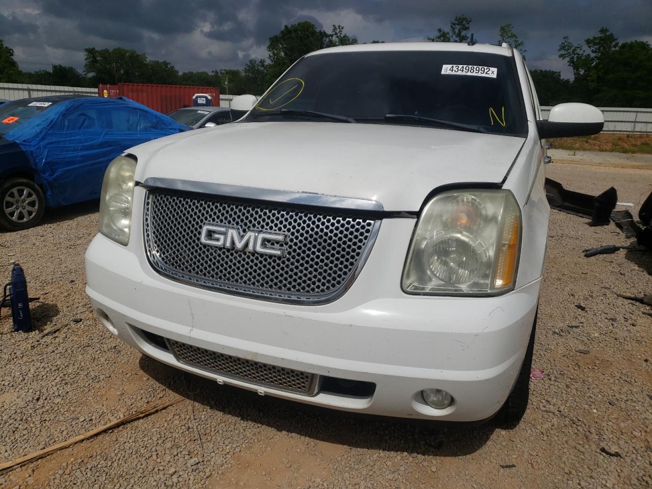 Photo 9 from auction – 2007 GMC YUKON DENA with VIN 1GKFK63877J139138