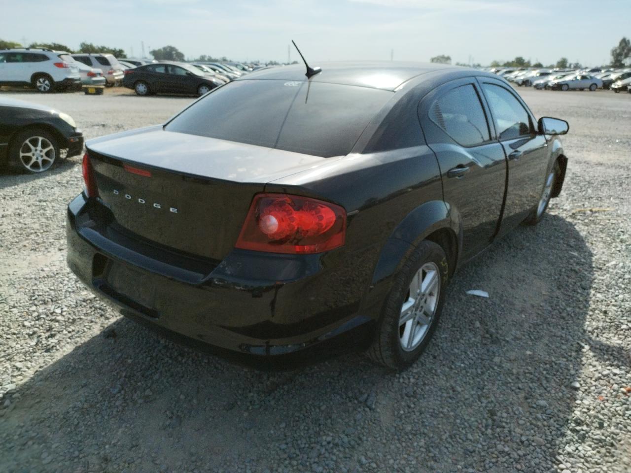 Photo 4 from auction – 2012 DODGE AVENGER SX with VIN 1C3CDZCB0CN142377
