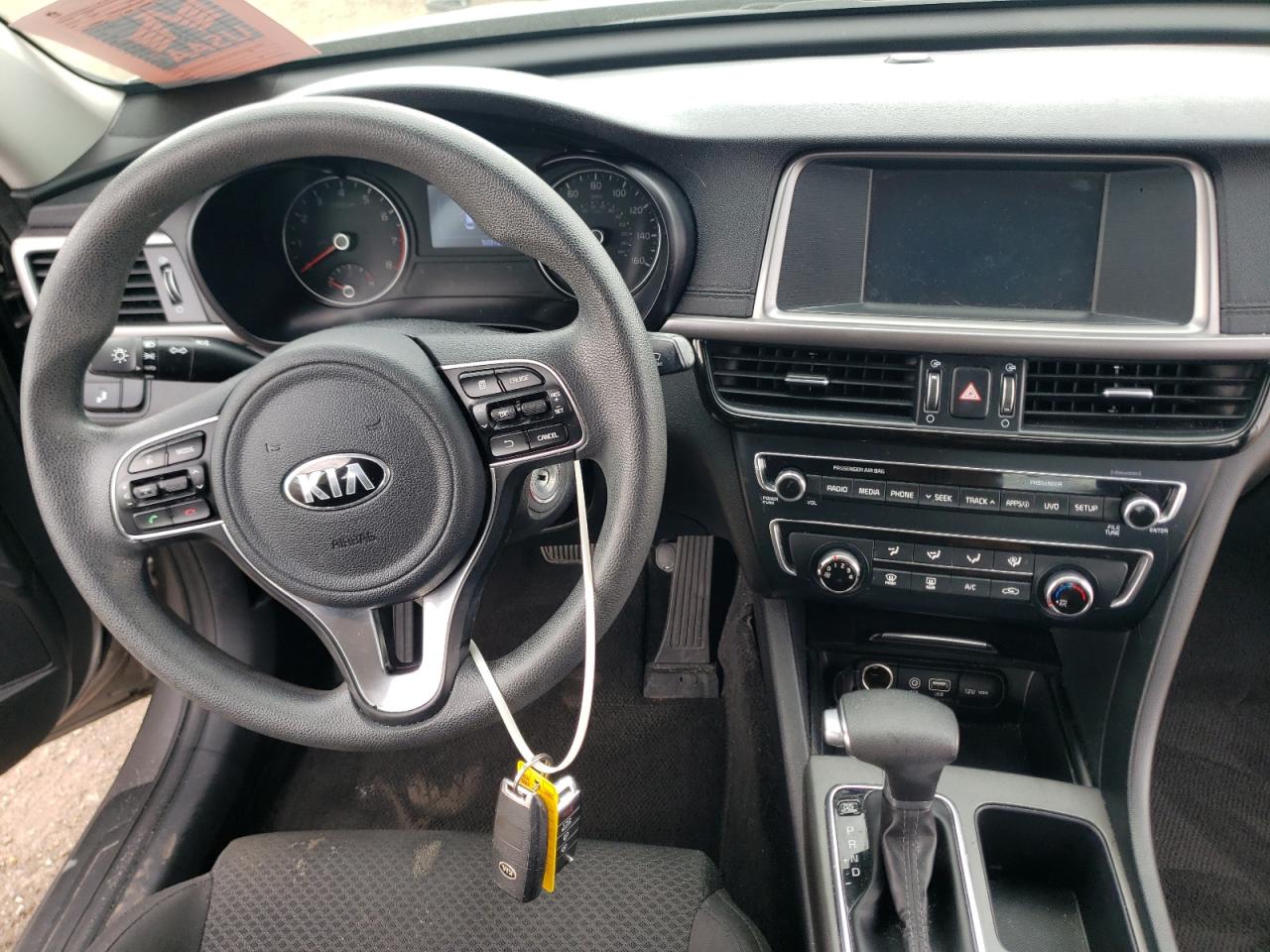 Photo 9 from auction – 2018 KIA OPTIMA LX with VIN 5XXGT4L34JG264793