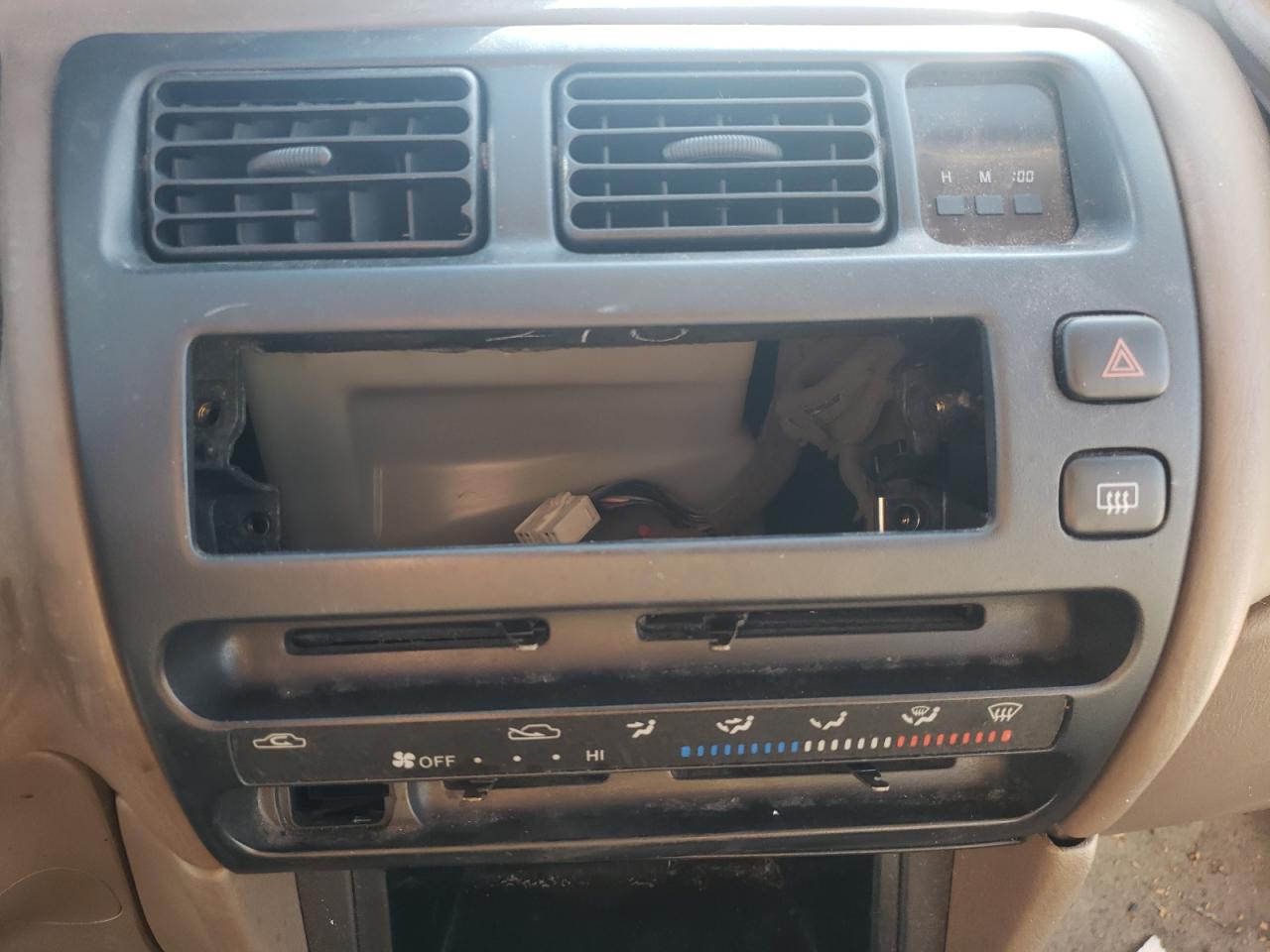Photo 9 from auction – 1997 TOYOTA COROLLA BA with VIN 1NXBA02E2VZ648689