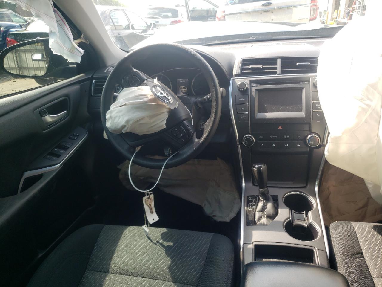 Photo 9 from auction – 2017 TOYOTA CAMRY with VIN 4T1BF1FK7HU384784