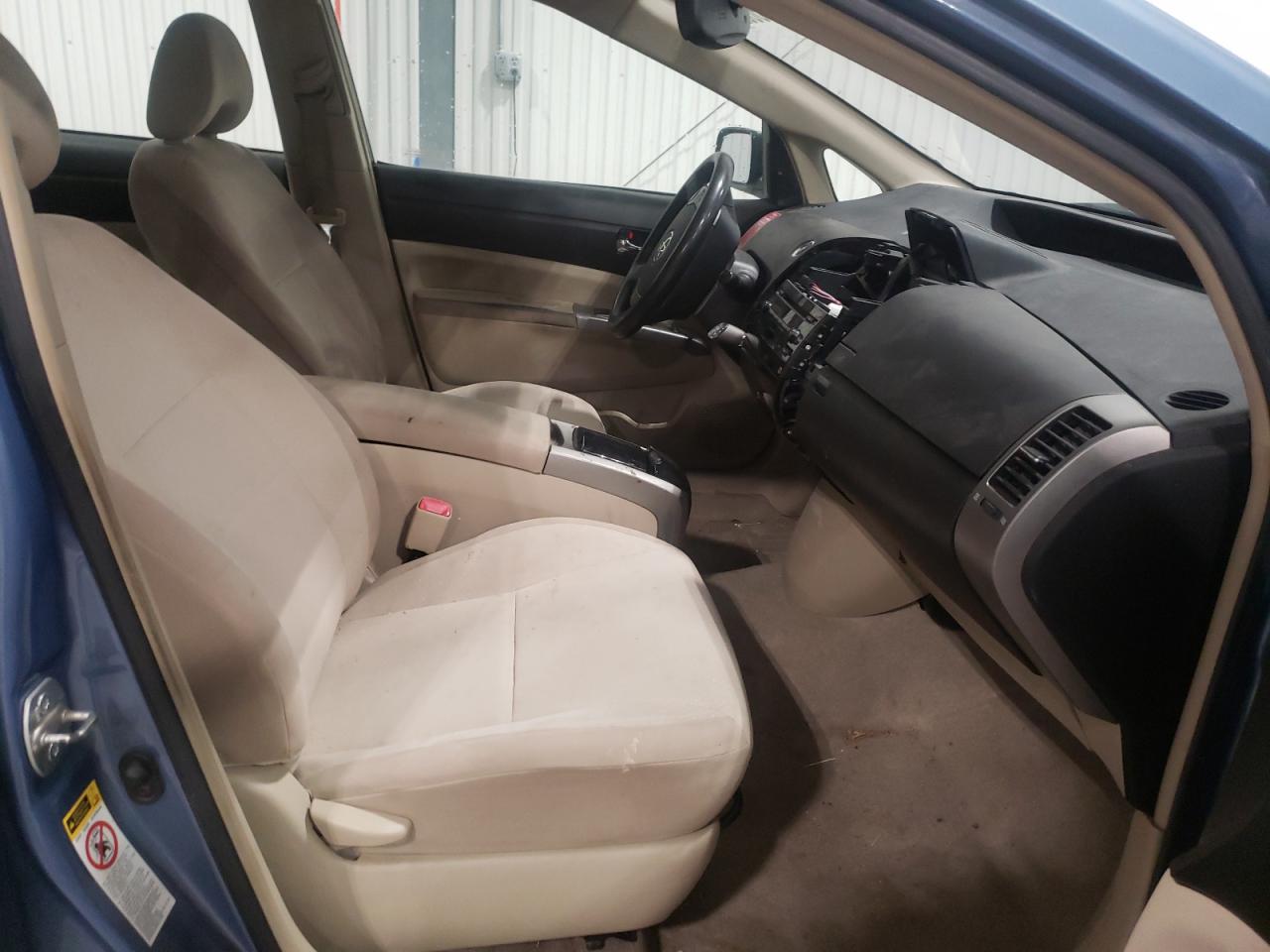 Photo 5 from auction – 2005 TOYOTA PRIUS with VIN JTDKB20U353073385