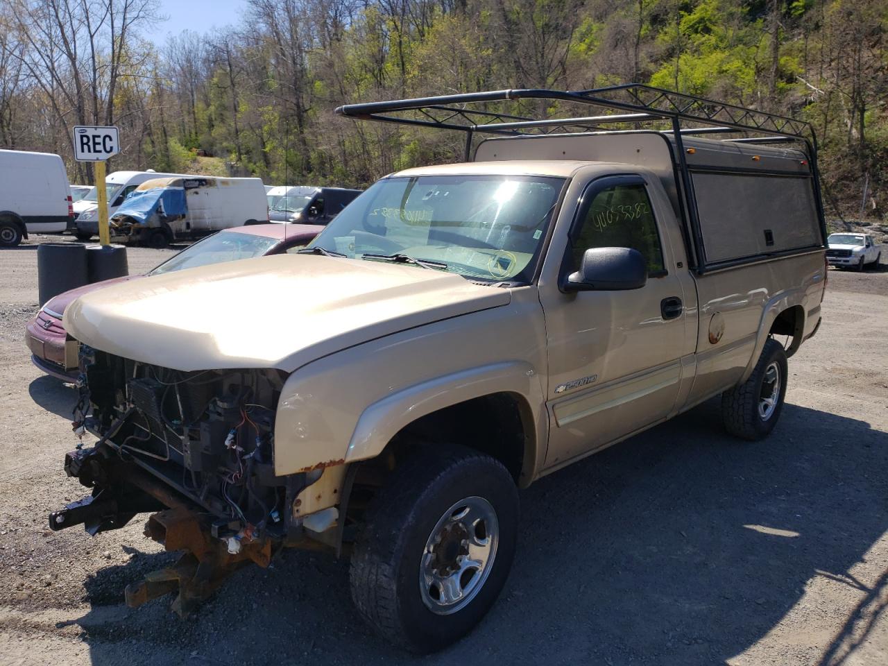 Photo 2 from auction – 2005 CHEVROLET SILVERADO with VIN 1GCHK24U55E203997