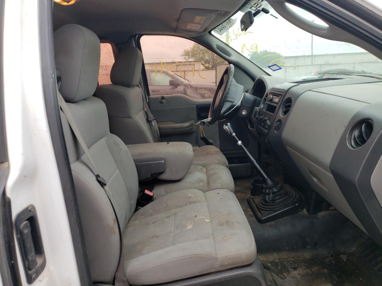 Photo 5 from auction – 2006 FORD F150 with VIN 1FTRF12246NA22508