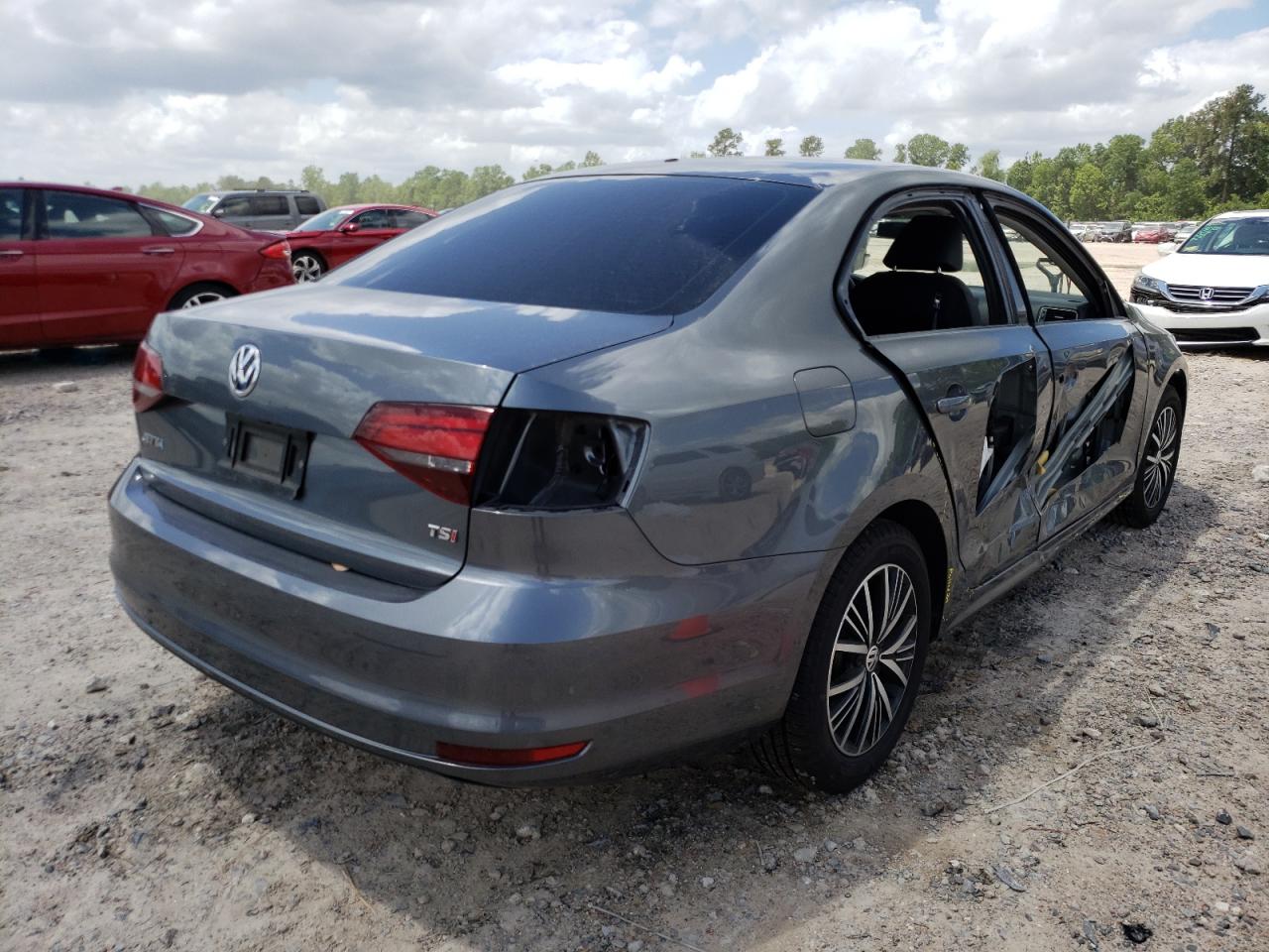 Photo 4 from auction – 2018 VOLKSWAGEN JETTA SE with VIN 3VWDB7AJ4JM257069