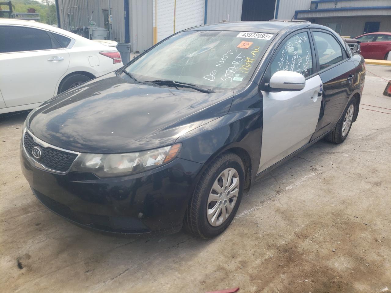 Photo 2 from auction – 2012 KIA FORTE EX with VIN KNAFU4A23C5644702