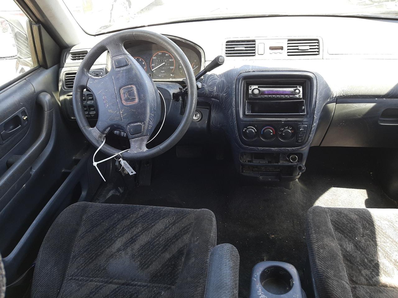 Photo 9 from auction – 2001 HONDA CR-V LX with VIN JHLRD18441S007499