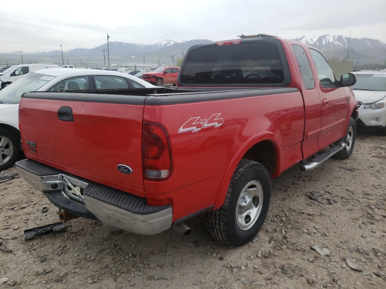 Photo 4 from auction – 2002 FORD F150 with VIN 2FTRX18W92CA80086