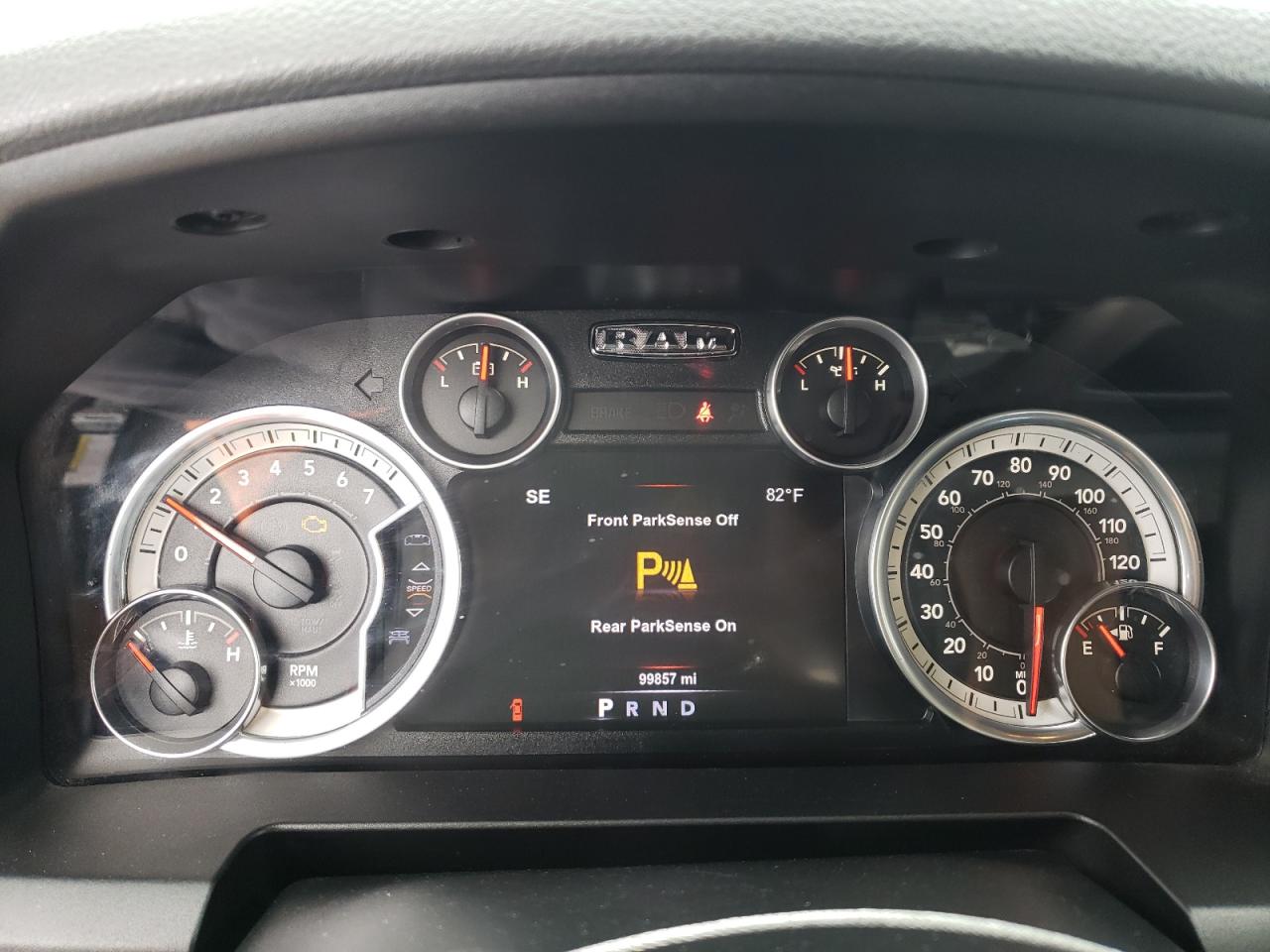 Photo 8 from auction – 2017 RAM 1500 SLT with VIN 3C6RR6LT7HG504937