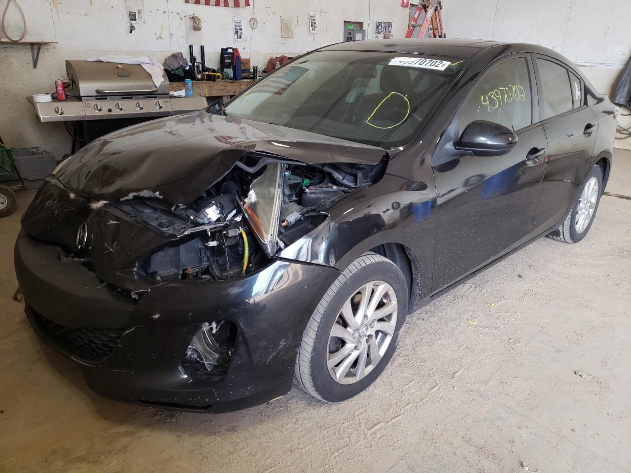 Photo 2 from auction – 2012 MAZDA 3 I with VIN JM1BL1W80C1577435