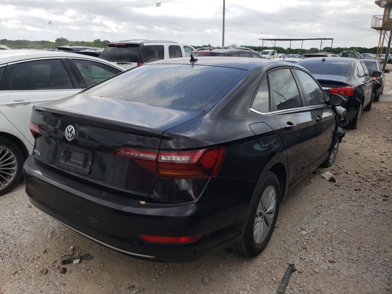 Photo 4 from auction – 2019 VOLKSWAGEN JETTA S with VIN 3VWC57BU2KM021324