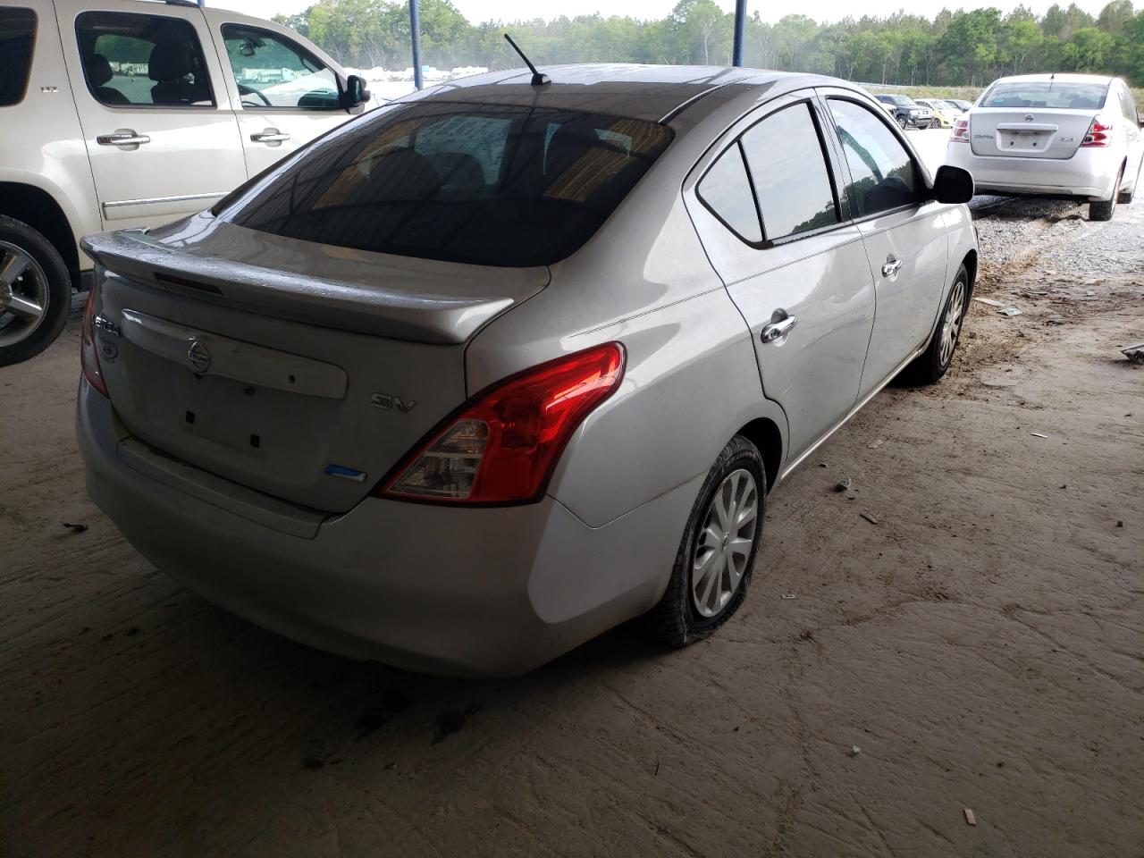 Photo 4 from auction – 2014 NISSAN VERSA S with VIN 3N1CN7AP8EK447763