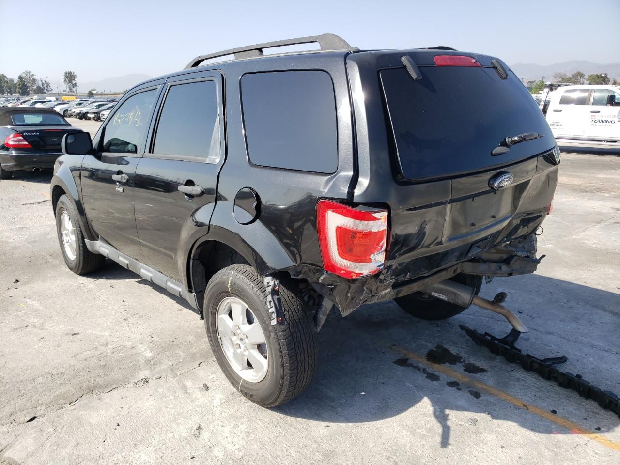 Photo 3 from auction – 2011 FORD ESCAPE XLT with VIN 1FMCU0D78BKB53172