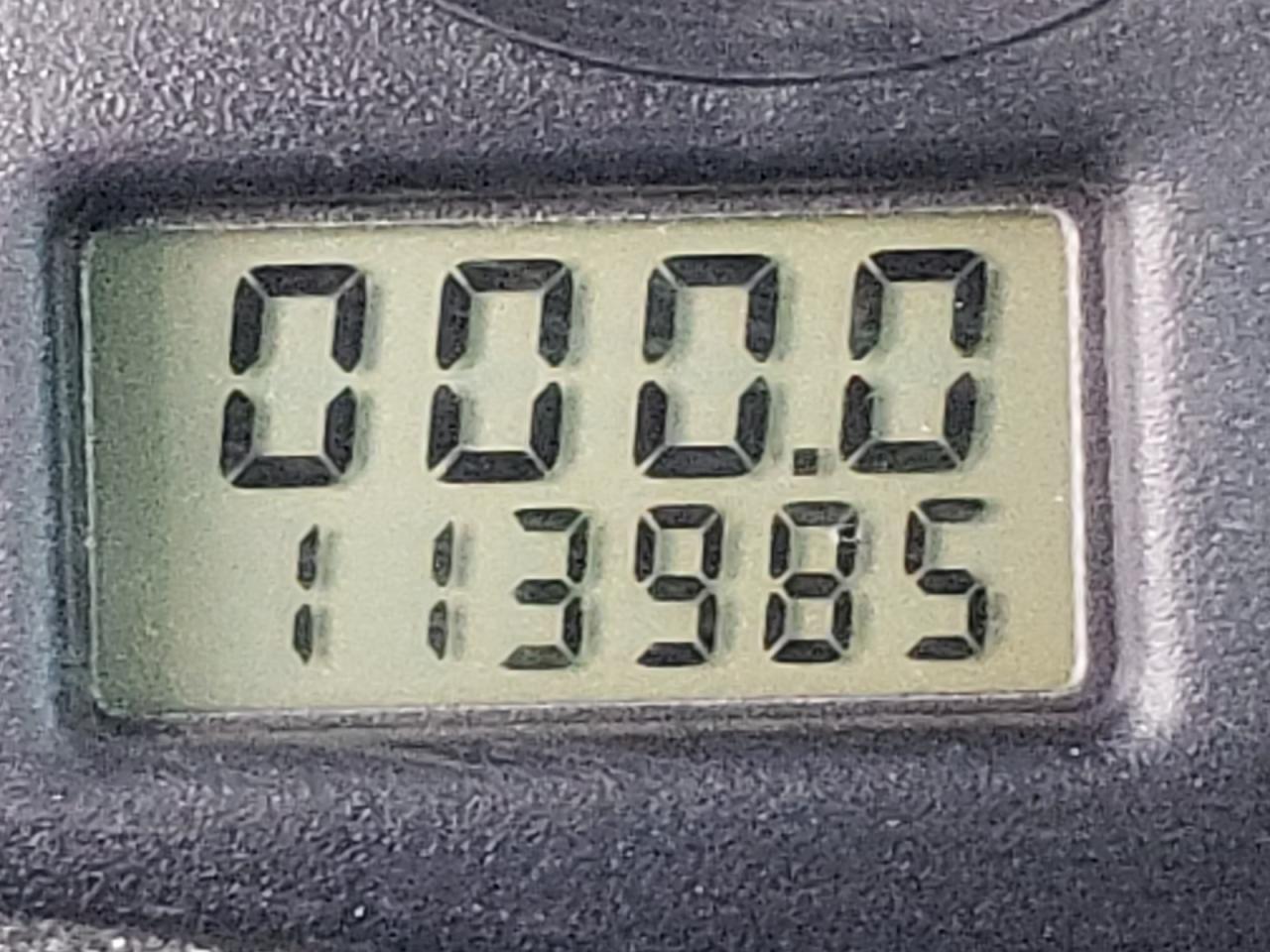 Photo 8 from auction – 2000 FORD FOCUS SE with VIN 1FAFP34P4YW289798