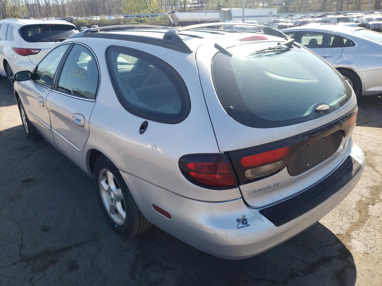 Photo 3 from auction – 2000 FORD TAURUS SE with VIN 1FAFP58U4YA279300