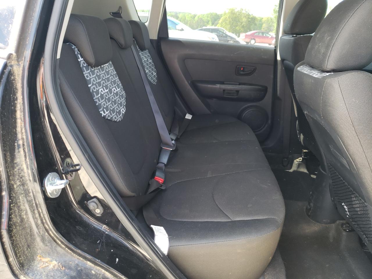 Photo 6 from auction – 2010 KIA SOUL + with VIN KNDJT2A28A7065968