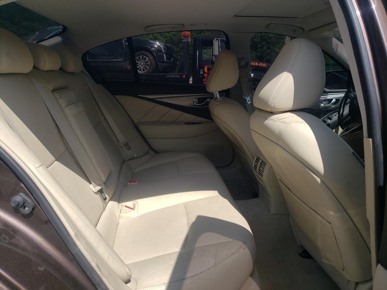 Photo 6 from auction – 2014 INFINITI Q50 BASE with VIN JN1BV7AR2EM706437
