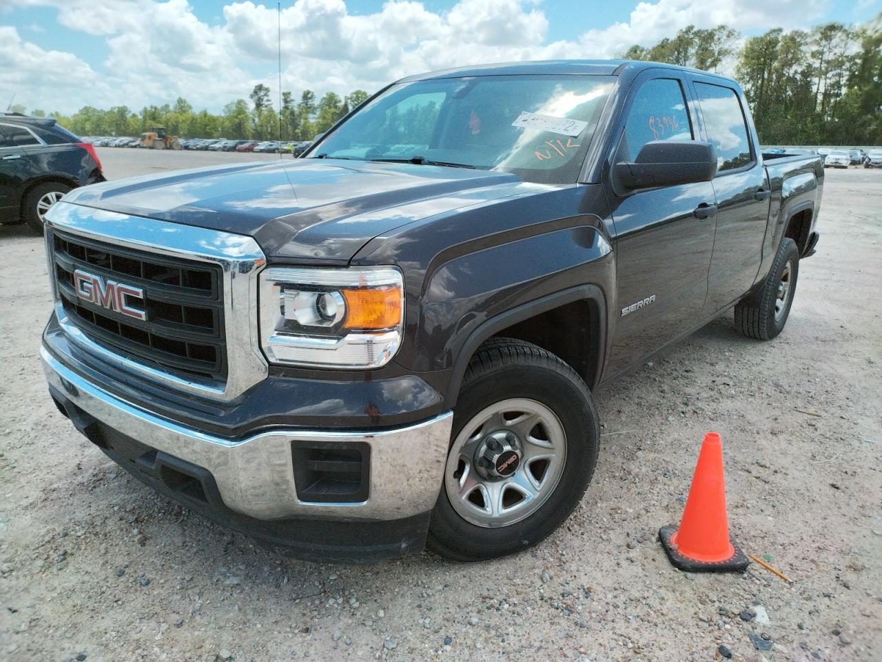 Photo 2 from auction – 2014 GMC SIERRA C15 with VIN 3GTP1TEC6EG367102