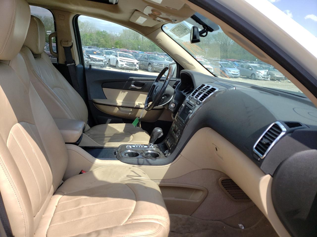 Photo 5 from auction – 2012 GMC ACADIA DEN with VIN 1GKKRTED7CJ190927
