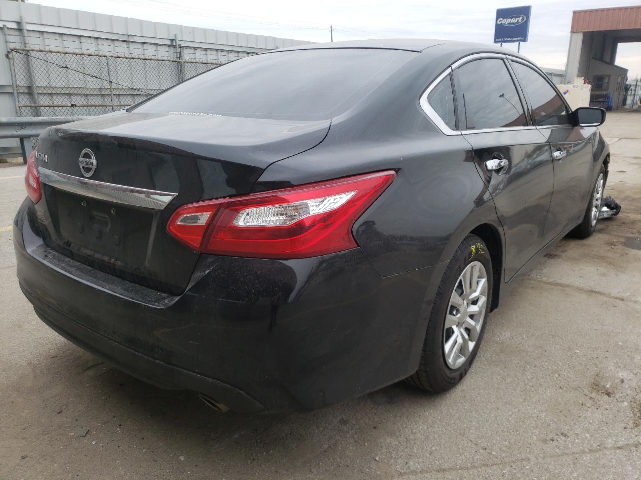 Photo 4 from auction – 2016 NISSAN ALTIMA 2.5 with VIN 1N4AL3AP7GN365304