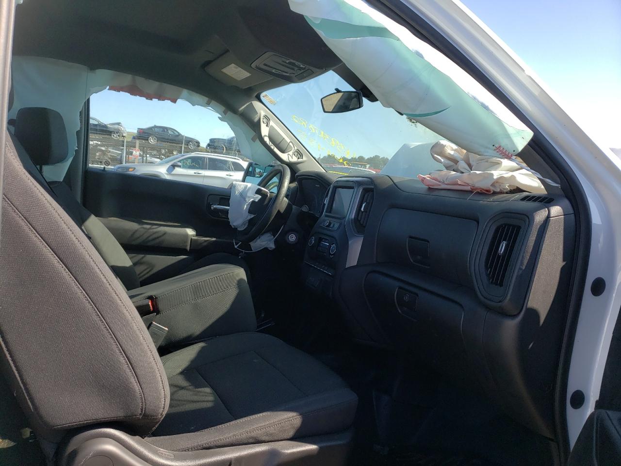 Photo 5 from auction – 2021 CHEVROLET SILVERADO with VIN 3GCNWAEF3MG264435