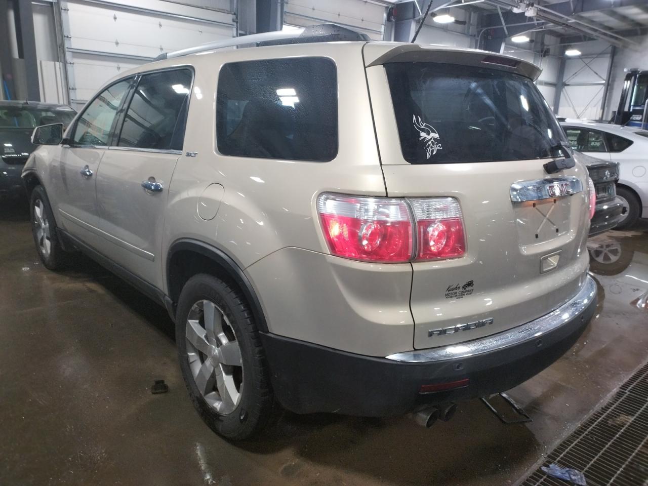 Photo 3 from auction – 2011 GMC ACADIA SLT with VIN 1GKKVRED6BJ273066