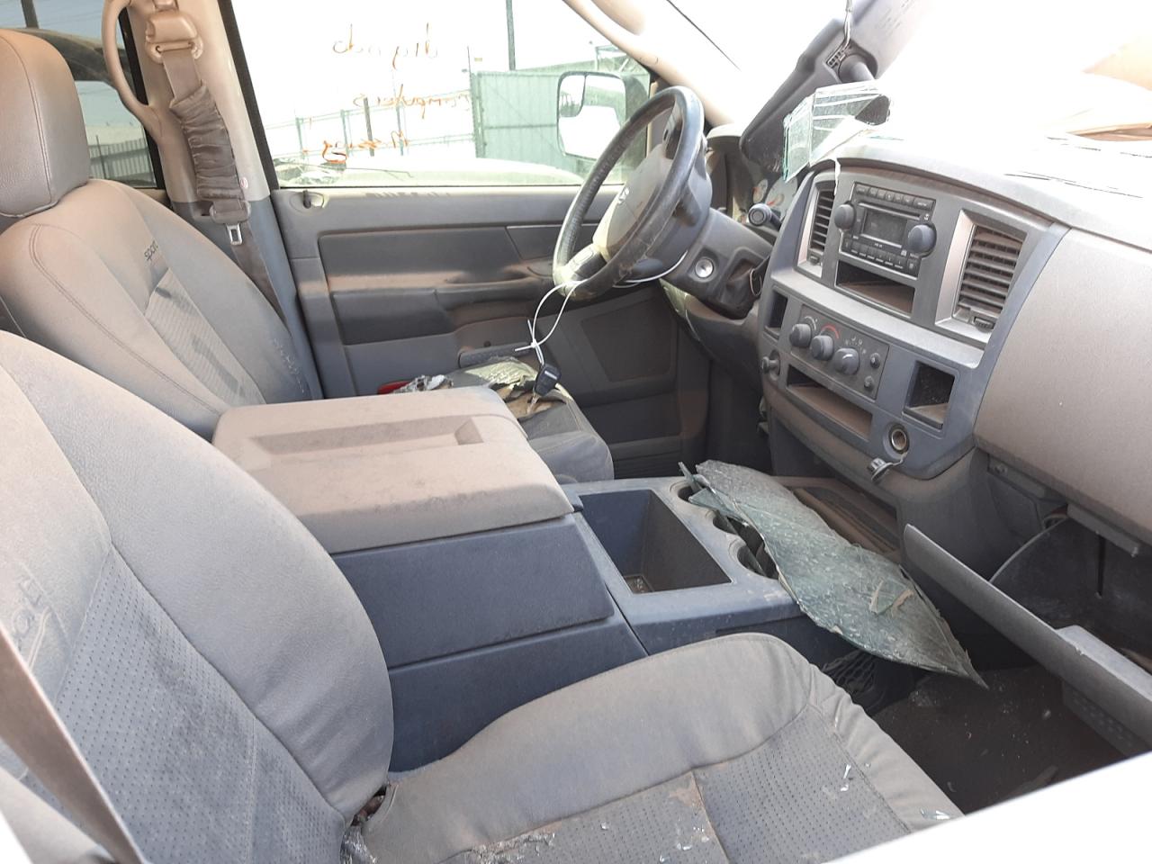 Photo 5 from auction – 2006 DODGE RAM 3500 S with VIN 3D7ML48C26G142892