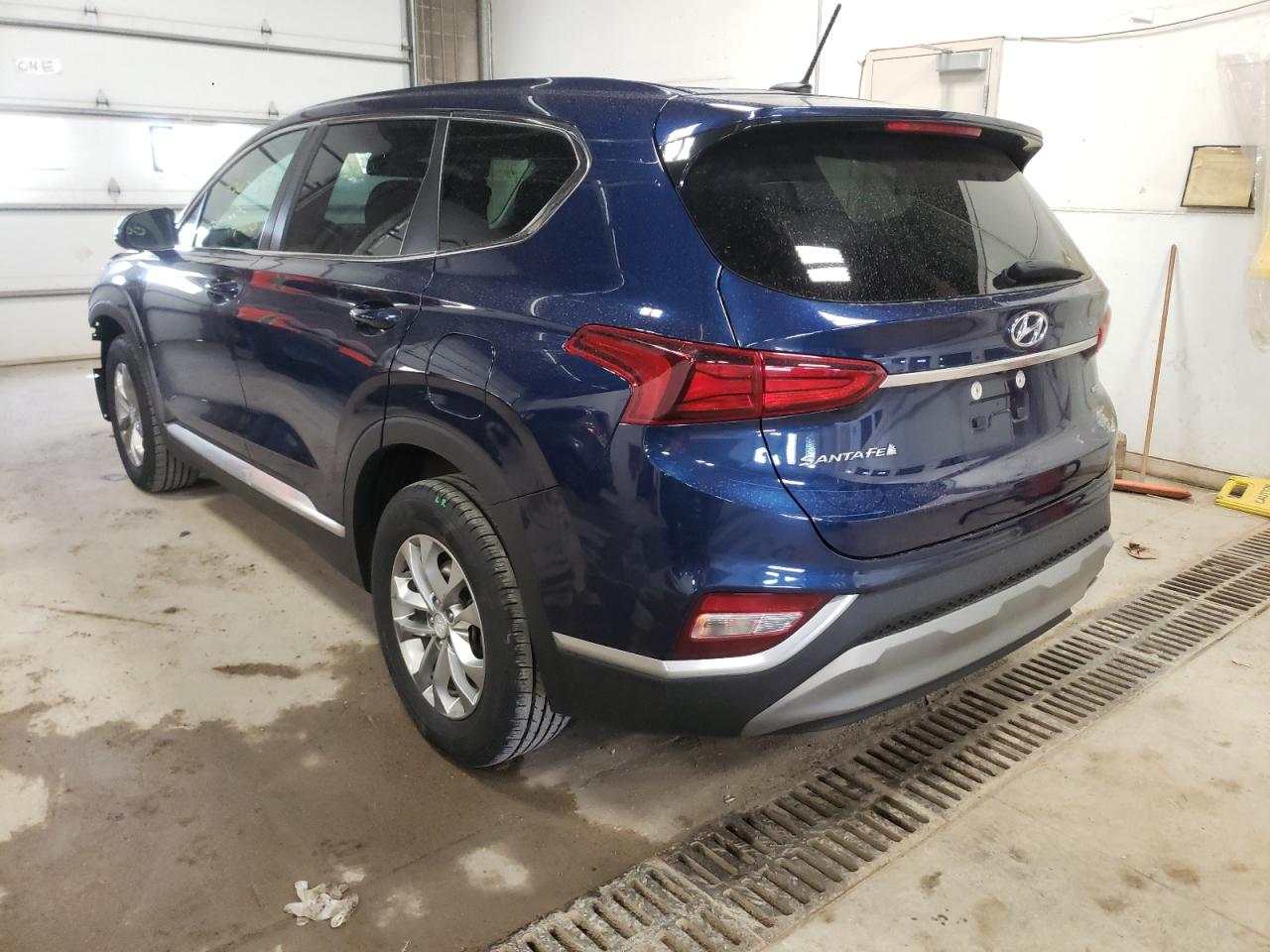 Photo 3 from auction – 2019 HYUNDAI SANTA FE S with VIN 5NMS2CAD2KH105891