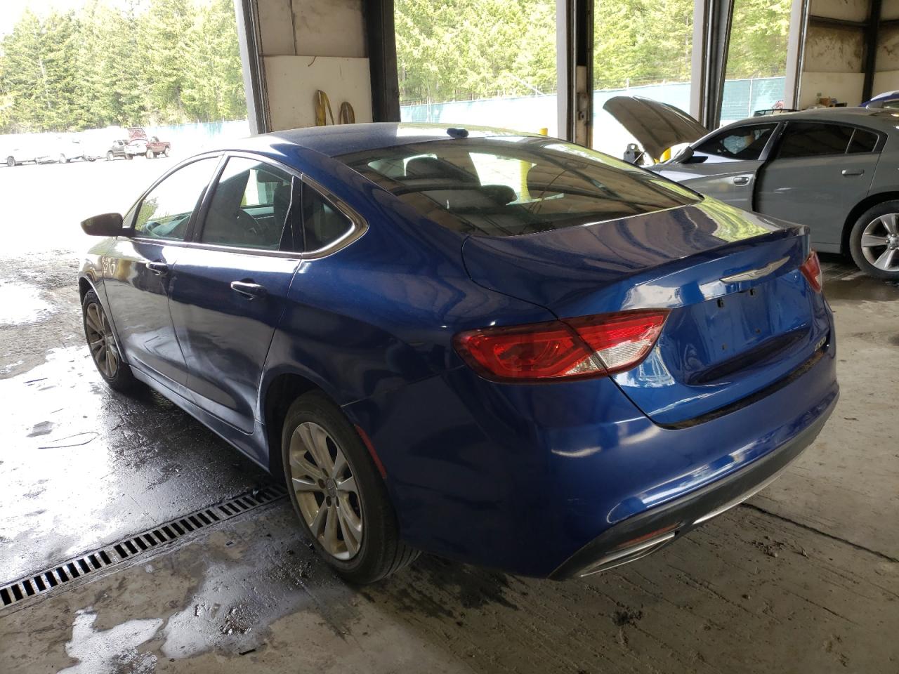 Photo 3 from auction – 2015 CHRYSLER 200 LIMITE with VIN 1C3CCCAGXFN756761