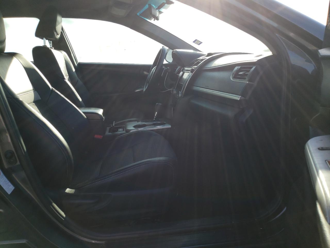 Photo 5 from auction – 2014 TOYOTA CAMRY L with VIN 4T1BF1FK2EU765048