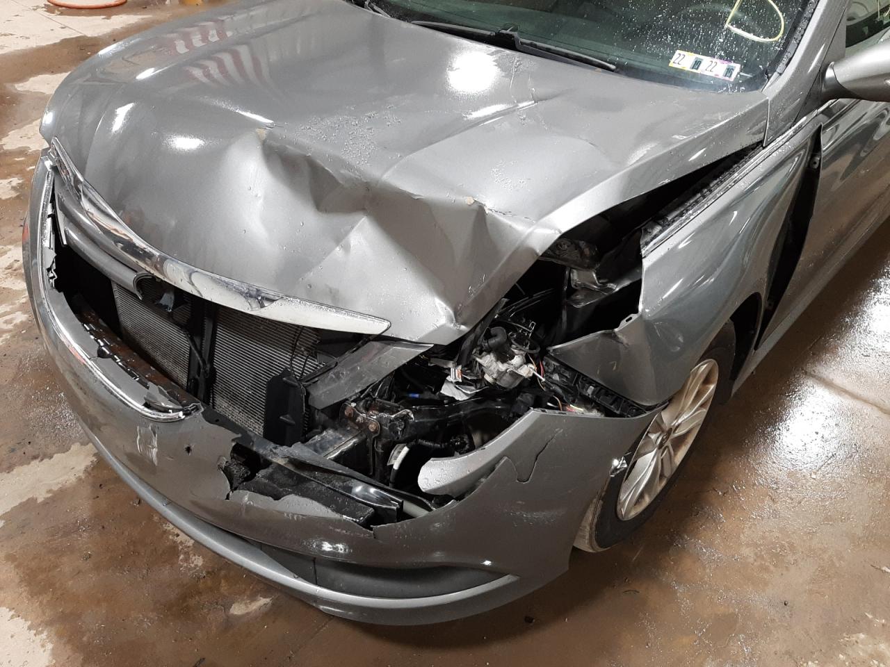 Photo 9 from auction – 2014 HYUNDAI SONATA GLS with VIN 5NPEB4AC7EH884299