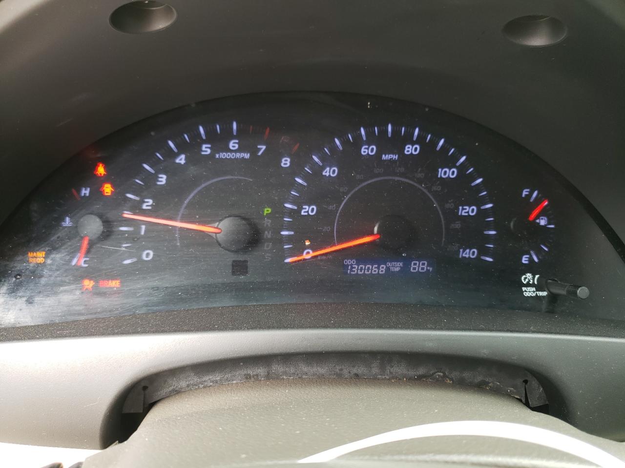 Photo 8 from auction – 2010 TOYOTA CAMRY BASE with VIN 4T1BF3EK7AU085671