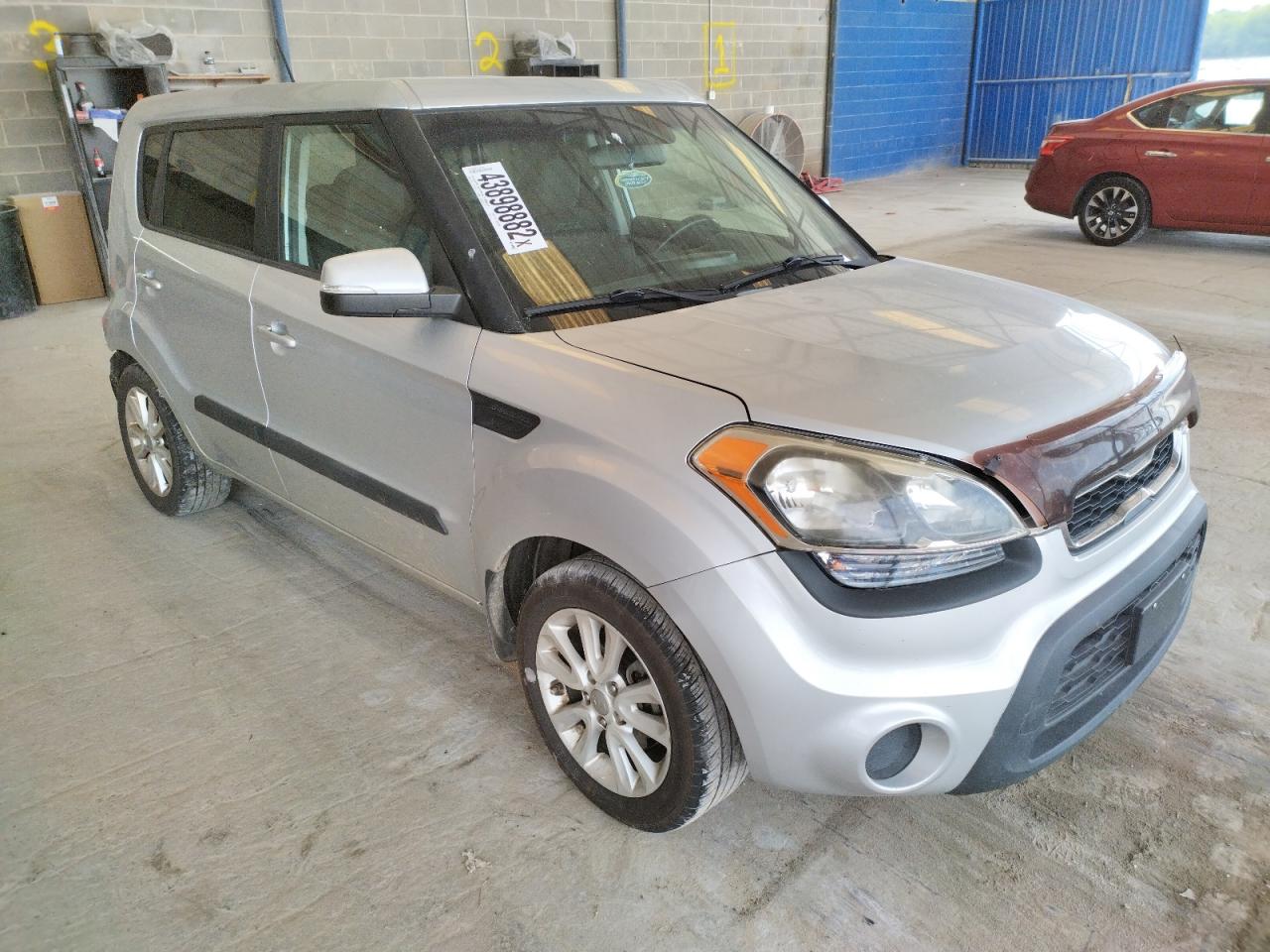 KIA SOUL + 2013 with VIN KNDJT2A61D7761904 - Photo from auction