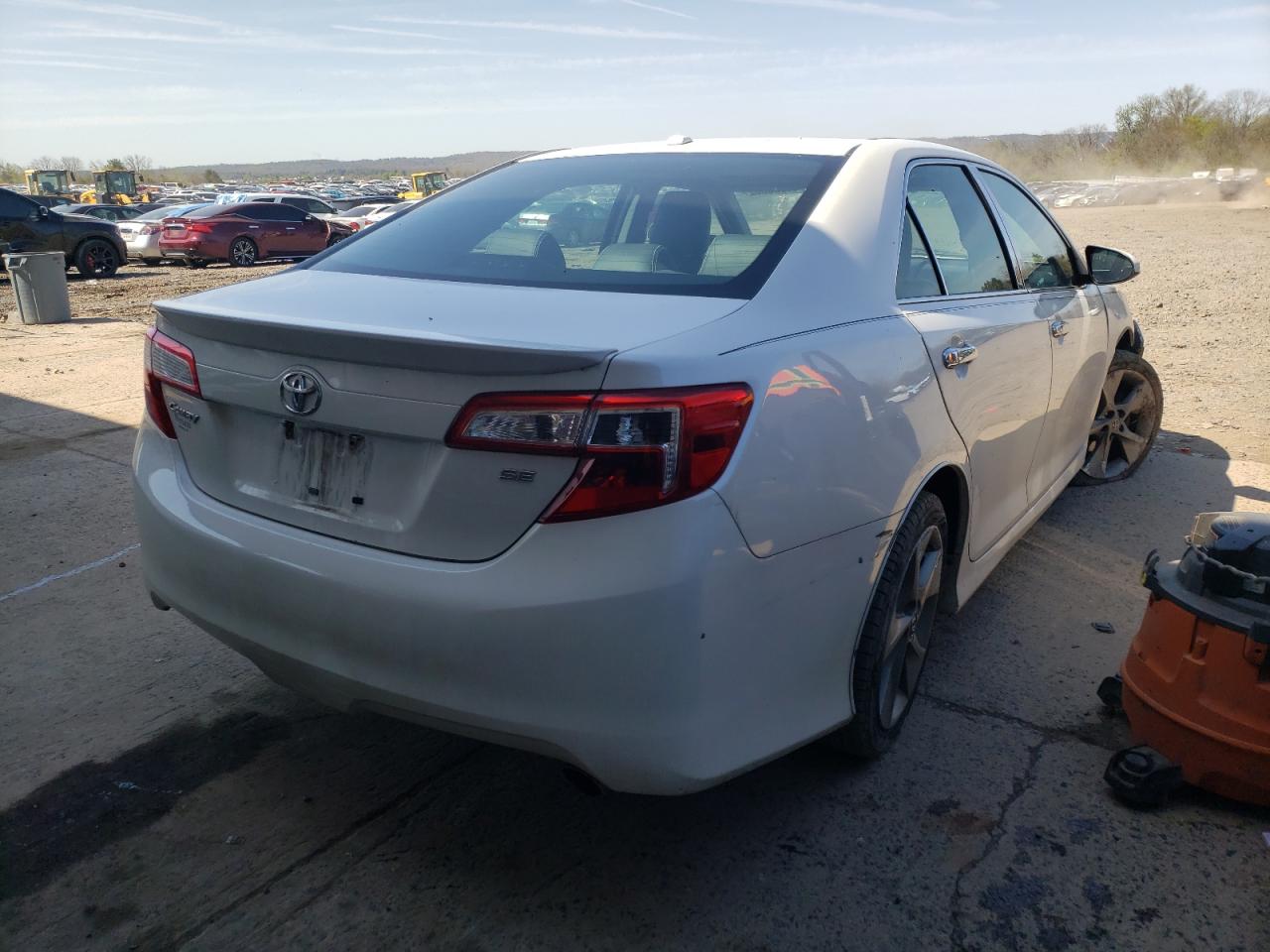 Photo 4 from auction – 2012 TOYOTA CAMRY BASE with VIN 4T1BF1FK6CU620317