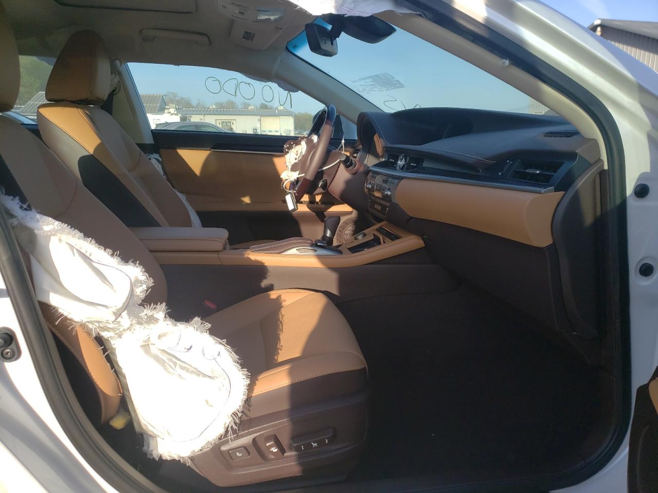 Photo 5 from auction – 2017 LEXUS ES 350 with VIN 58ABK1GG5HU078519