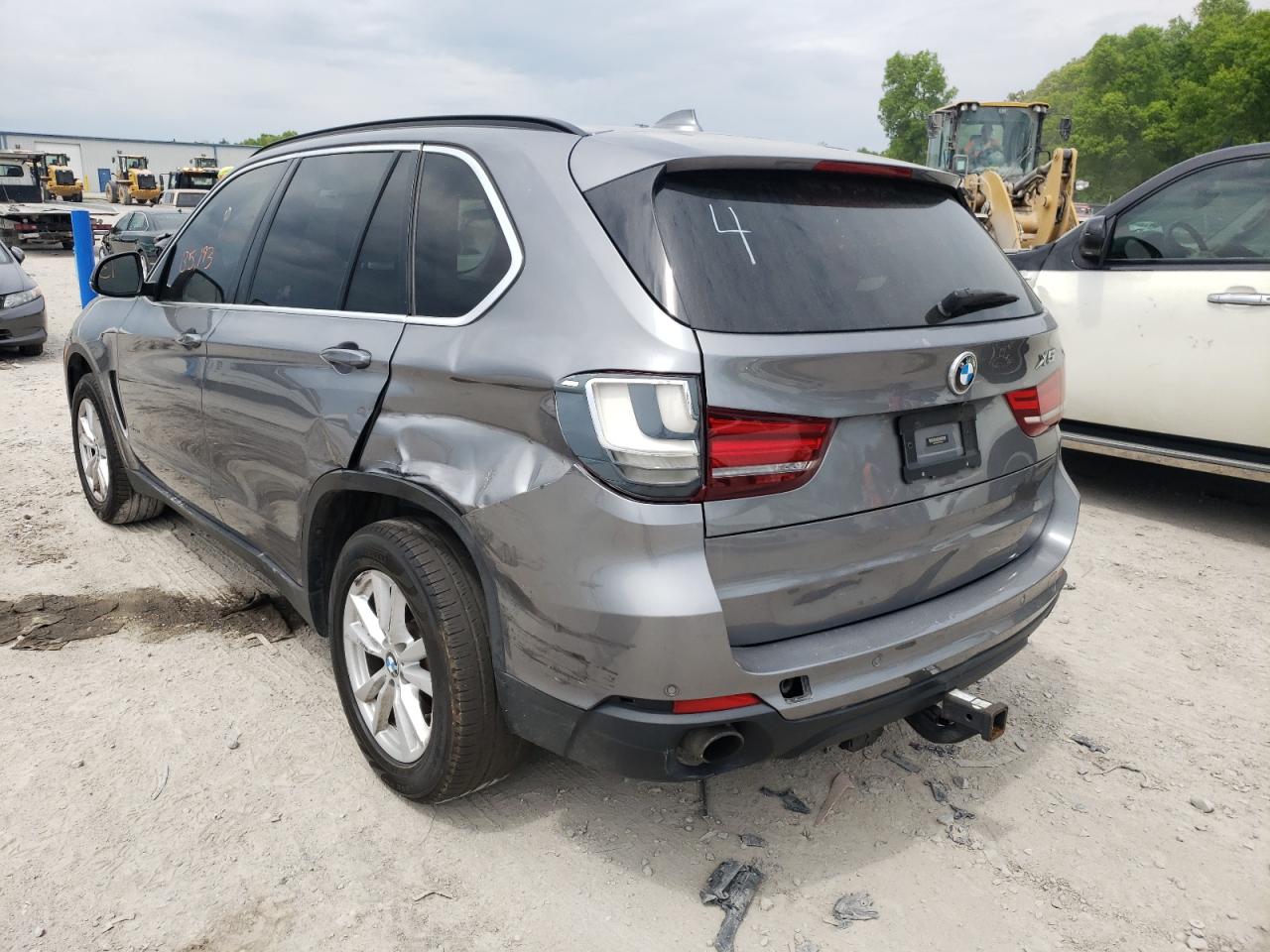 Photo 3 from auction – 2015 BMW X5 XDRIVE3 with VIN 5UXKR0C5XF0P17969