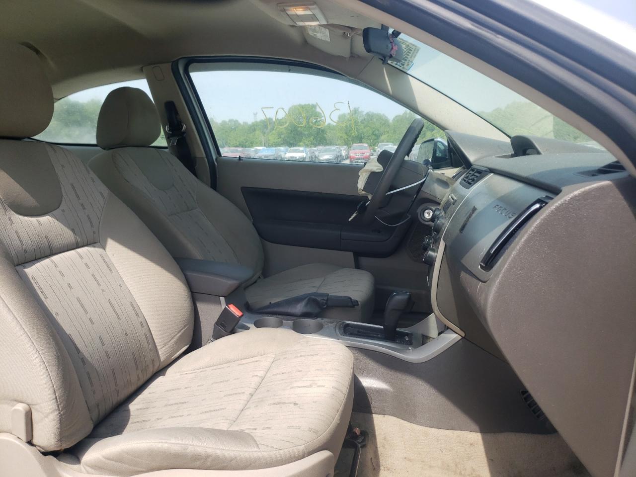 Photo 5 from auction – 2008 FORD FOCUS SE with VIN 1FAHP33N68W135764