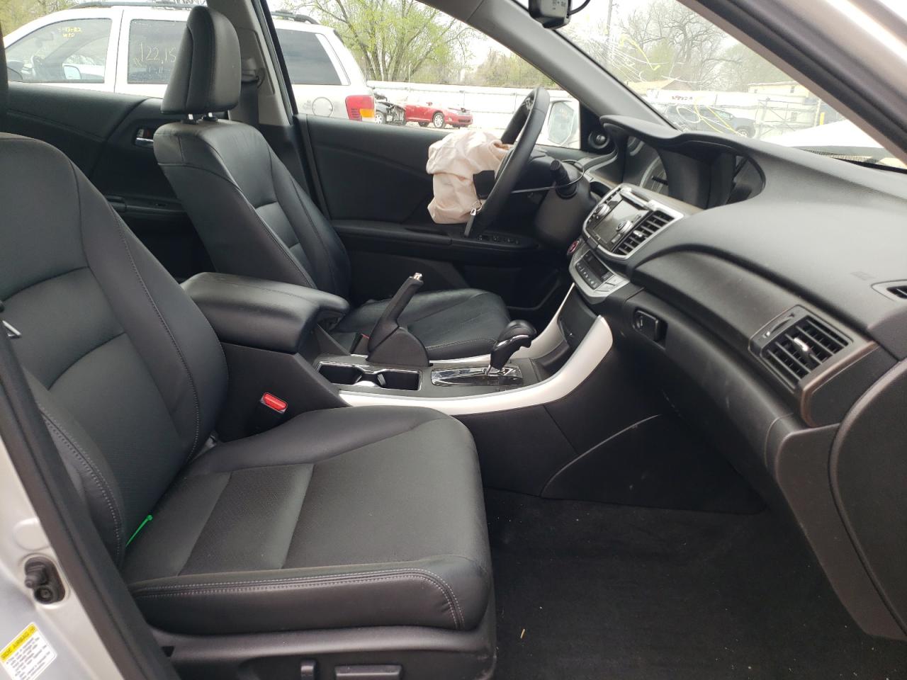 Photo 5 from auction – 2015 HONDA ACCORD EXL with VIN 1HGCR3F80FA002529