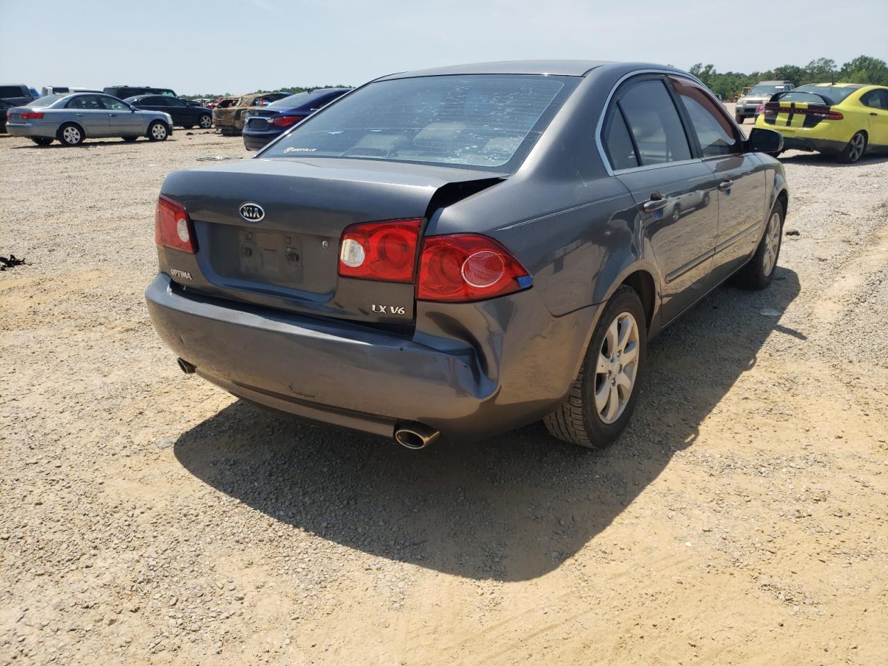 Photo 4 from auction – 2006 KIA OPTIMA LX with VIN KNAGE124X65031707