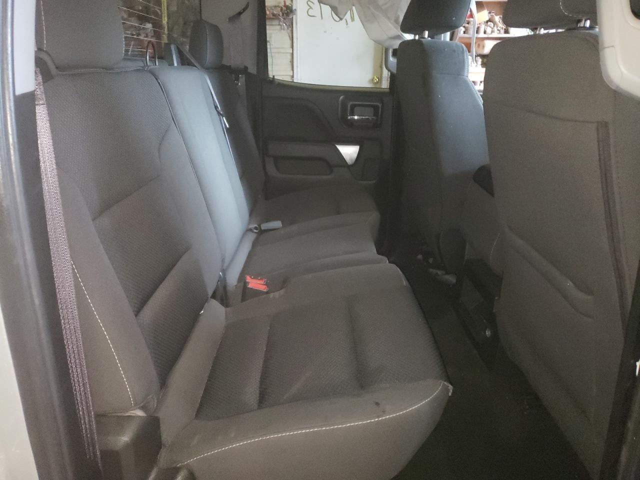 Photo 6 from auction – 2017 CHEVROLET SILVERADO with VIN 1GCVKREC3HZ319665