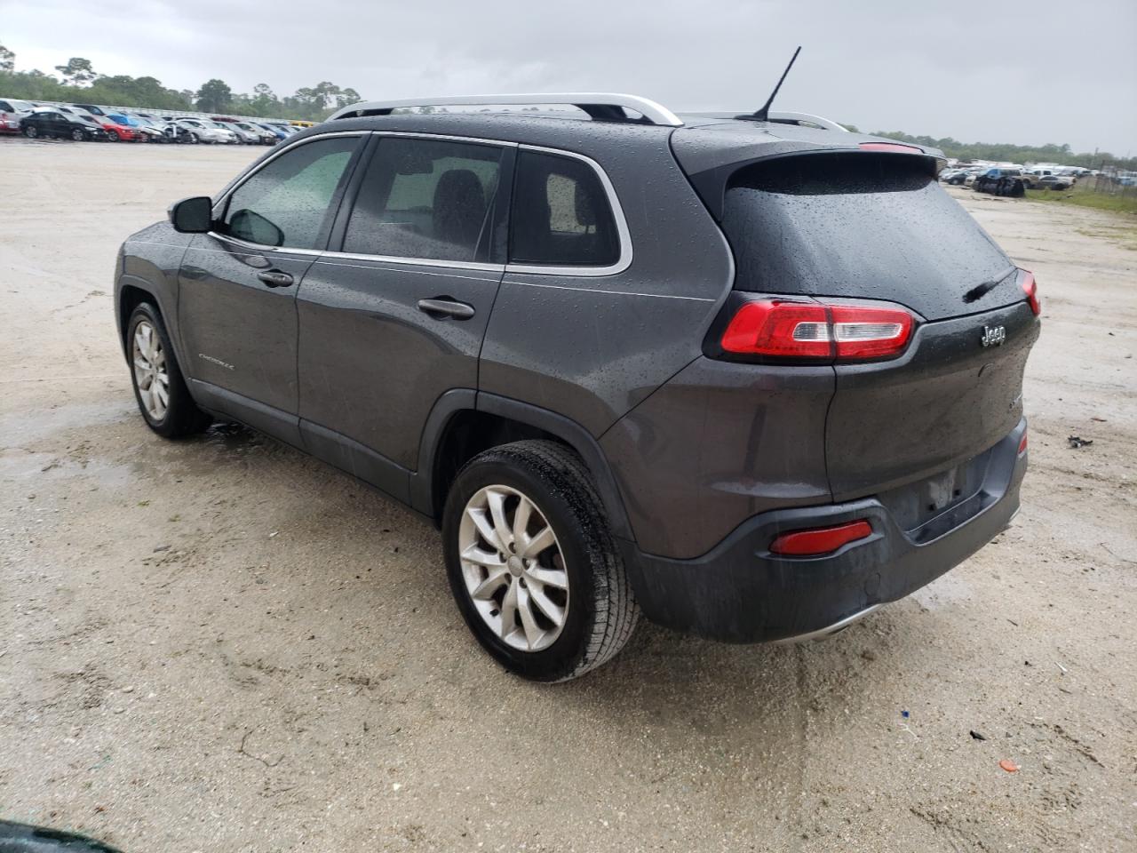 Photo 3 from auction – 2014 JEEP CHEROKEE L with VIN 1C4PJLDS5EW301599
