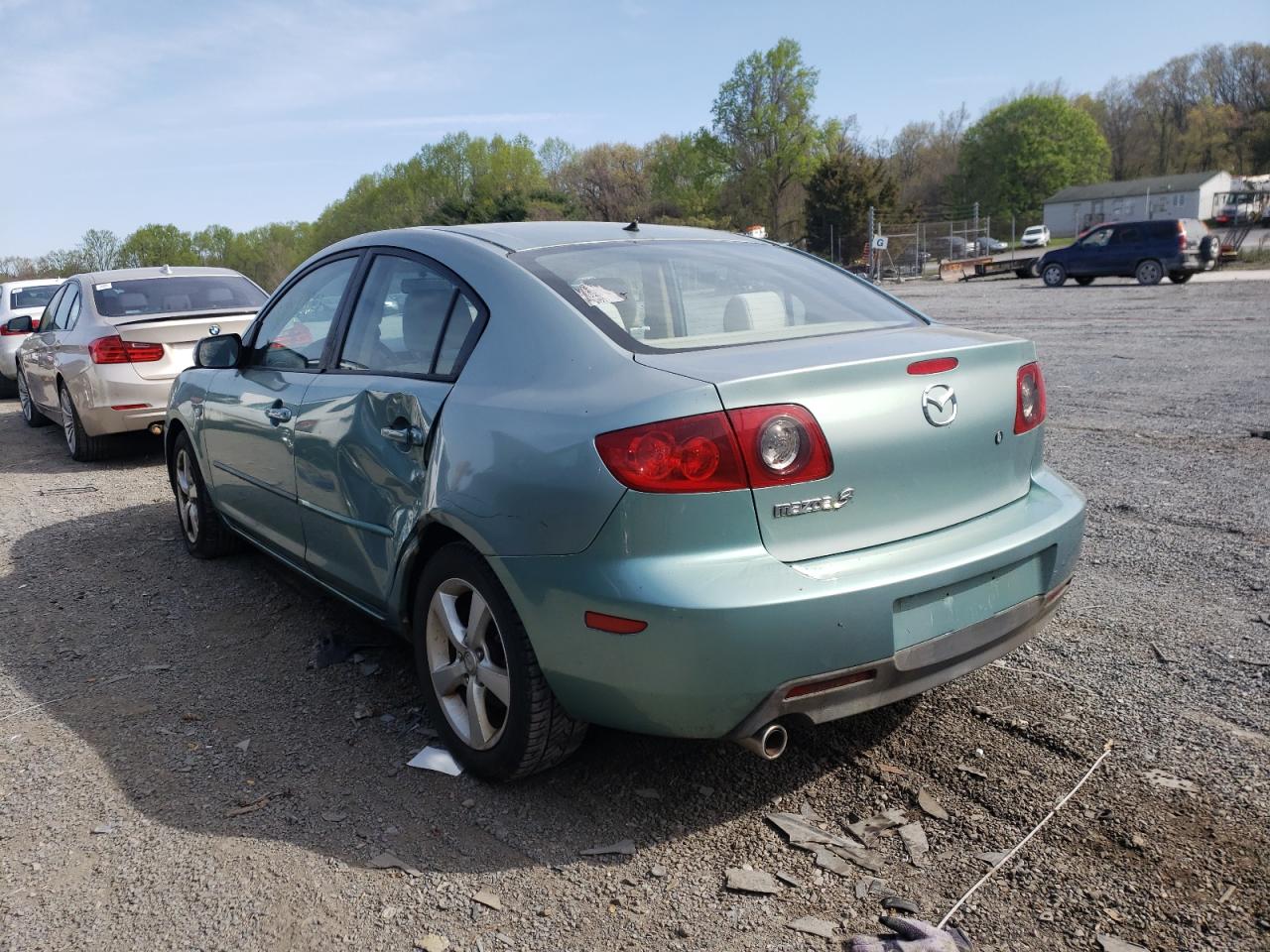Photo 3 from auction – 2004 MAZDA 3 I with VIN JM1BK32F941217939