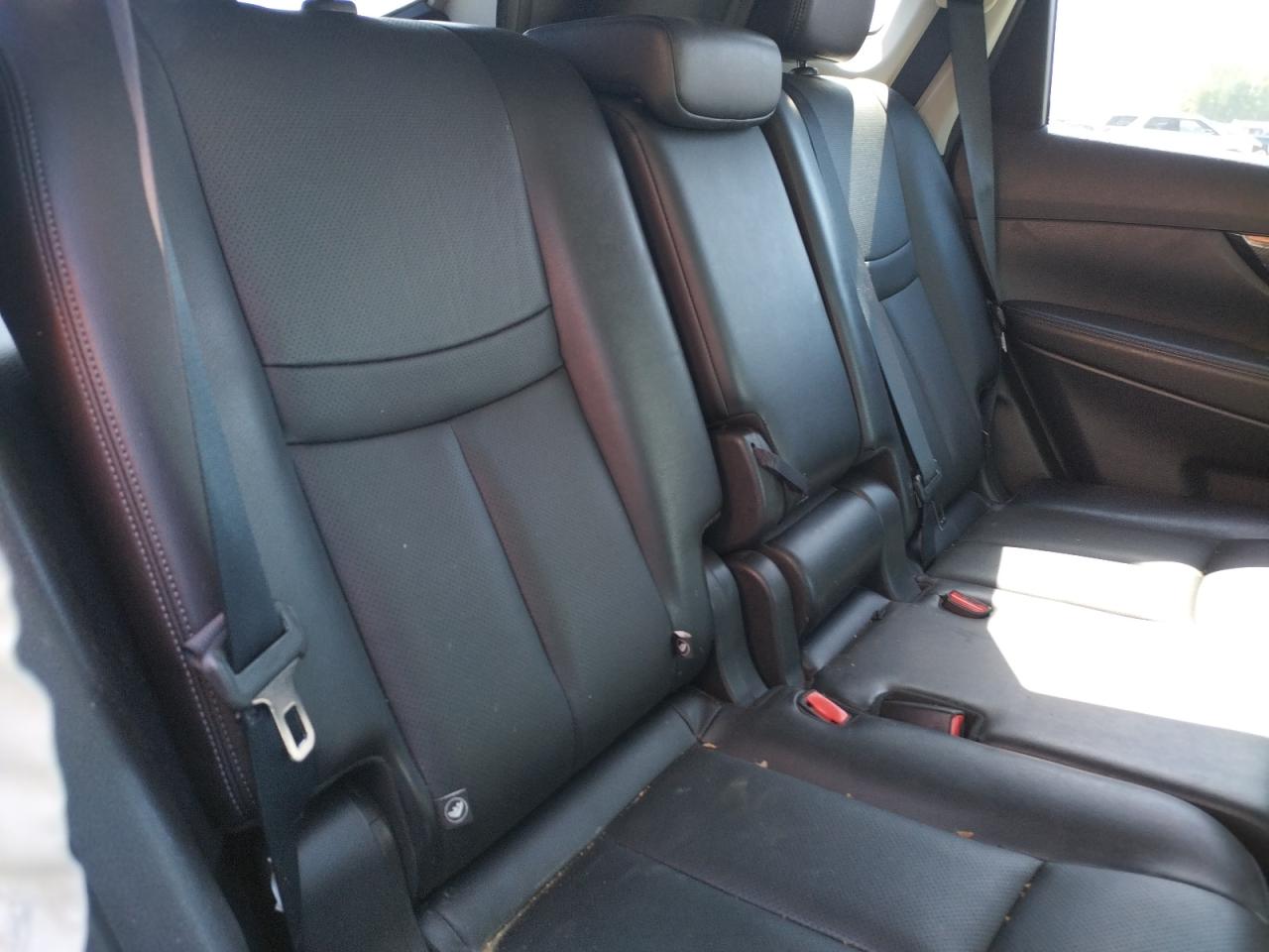 Photo 6 from auction – 2018 NISSAN ROGUE S with VIN JN8AT2MT4JW468022