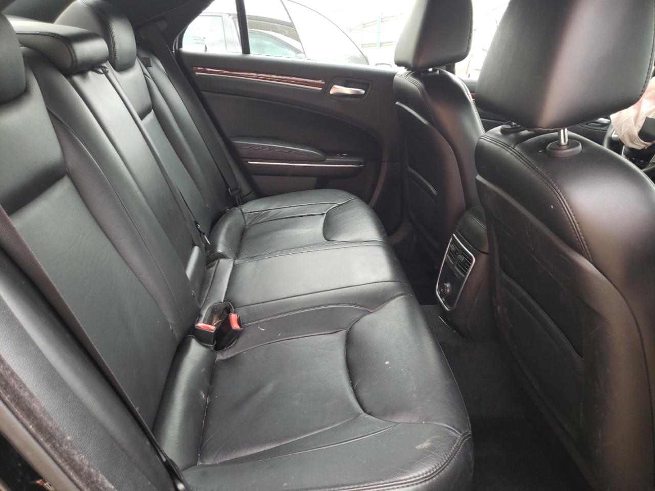 Photo 6 from auction – 2013 CHRYSLER 300 with VIN 2C3CCAAG8DH659374