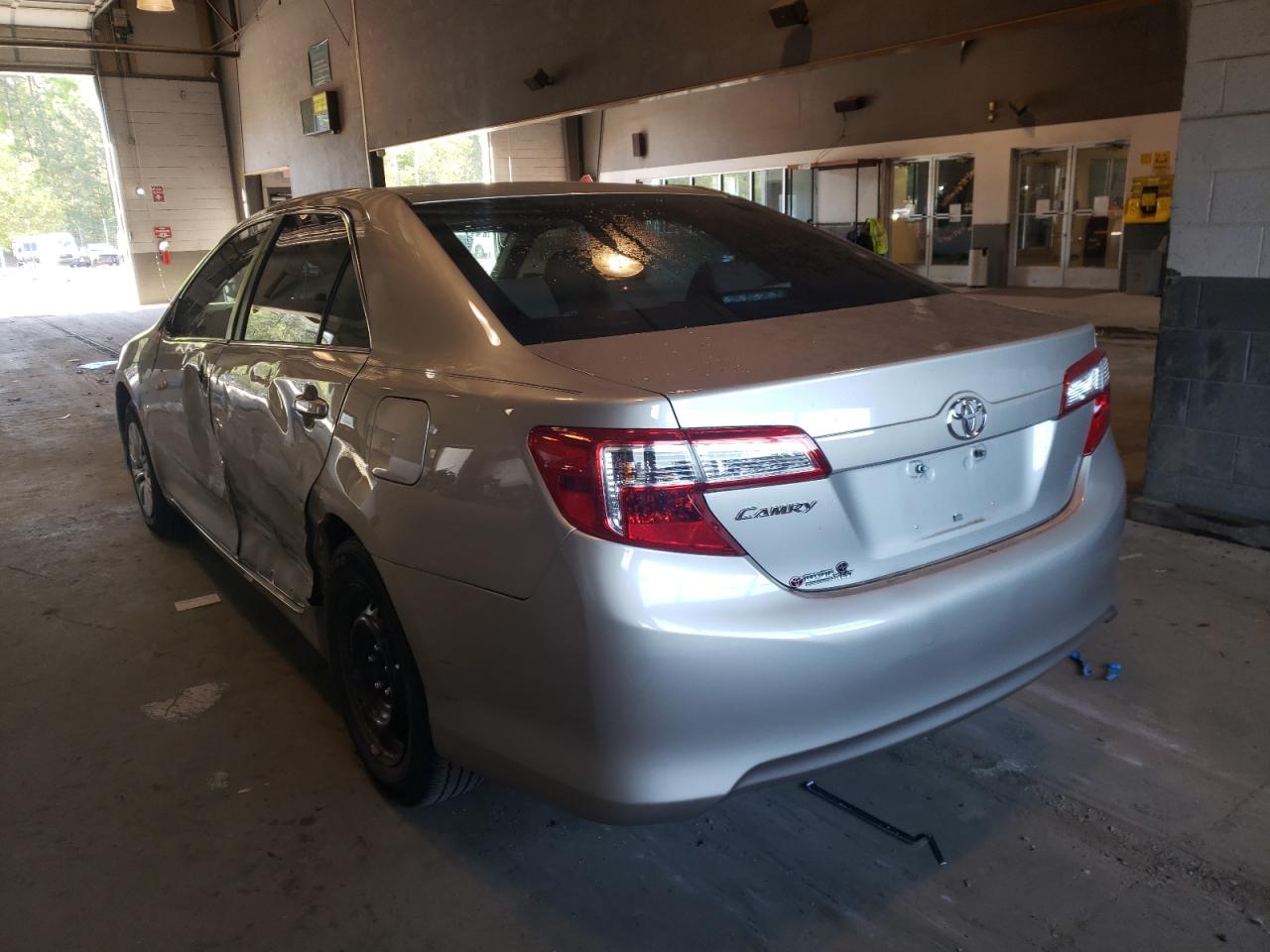 Photo 3 from auction – 2014 TOYOTA CAMRY L with VIN 4T1BF1FK0EU729455
