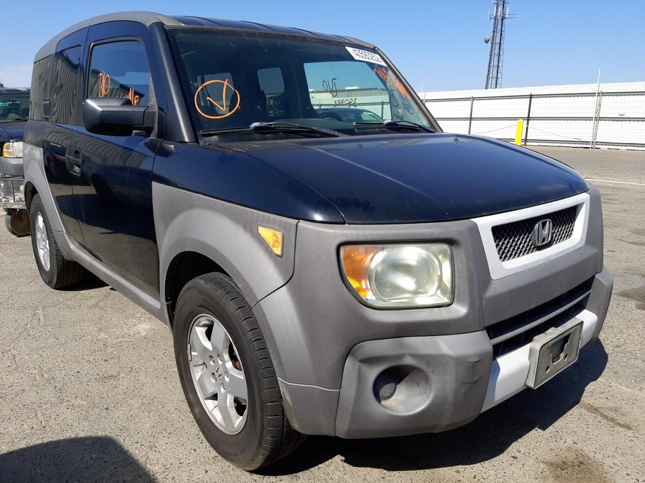 HONDA ELEMENT EX 2004 with VIN 5J6YH28504L030895 - Photo from auction