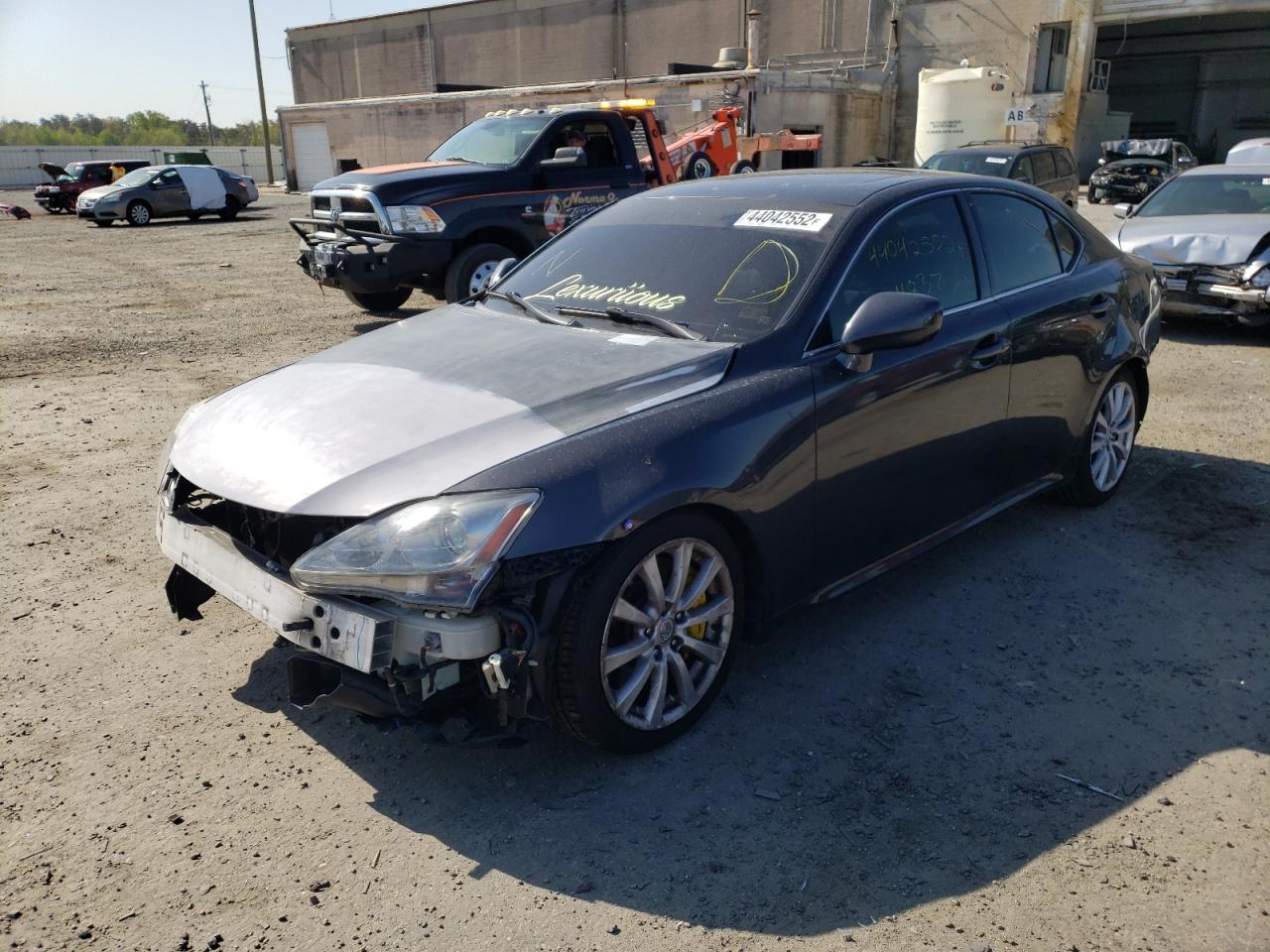 Photo 2 from auction – 2008 LEXUS IS 350 with VIN JTHBE262785021472