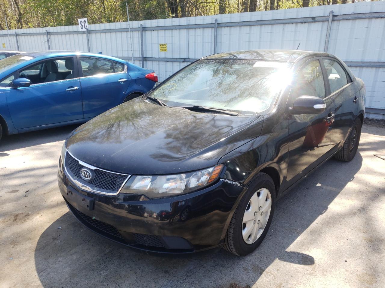 Photo 2 from auction – 2010 KIA FORTE EX with VIN KNAFU4A29A5232569